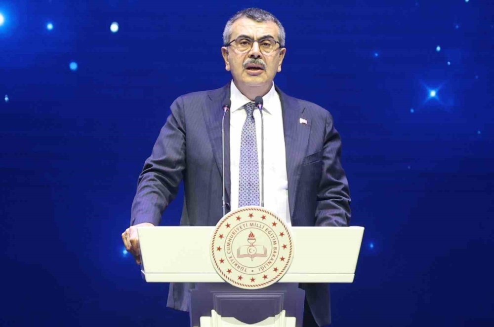 Bakan Tekin Konya'dan Dünyaya Seslendi