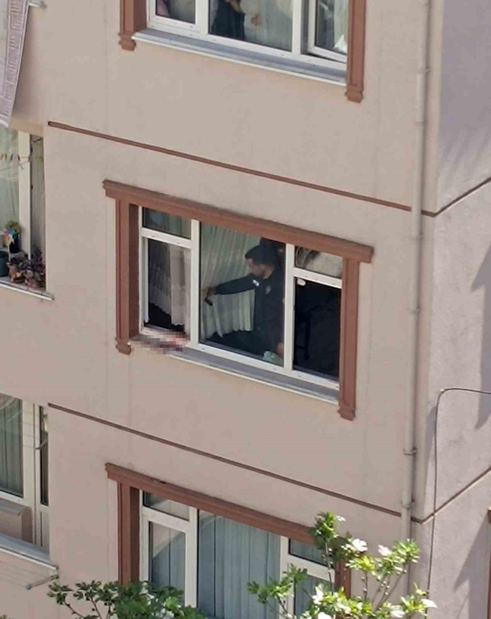 Kızını Korumak İsteyen Anne 'Katil' Oldu