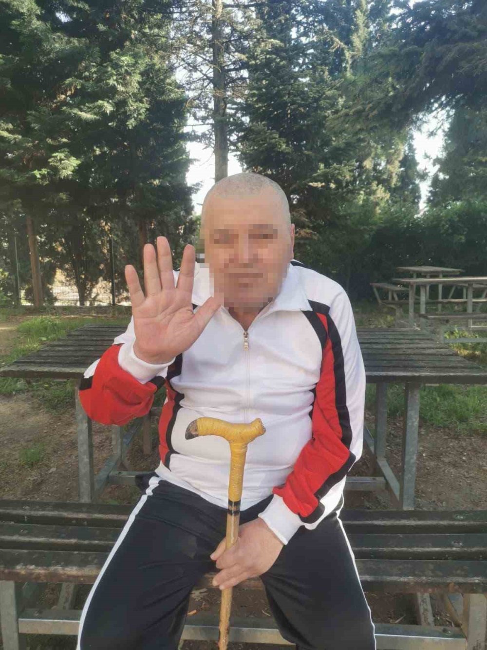 Çöp evde bitkin halde bulunan adamın yeni hali şaşırttı