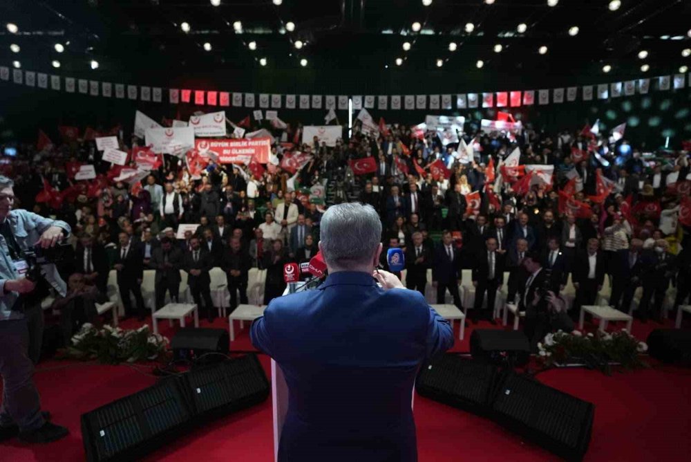 Destici'den Emekliye Kurban İkramiyesi ve Aile Destek Paketi Çağrısı