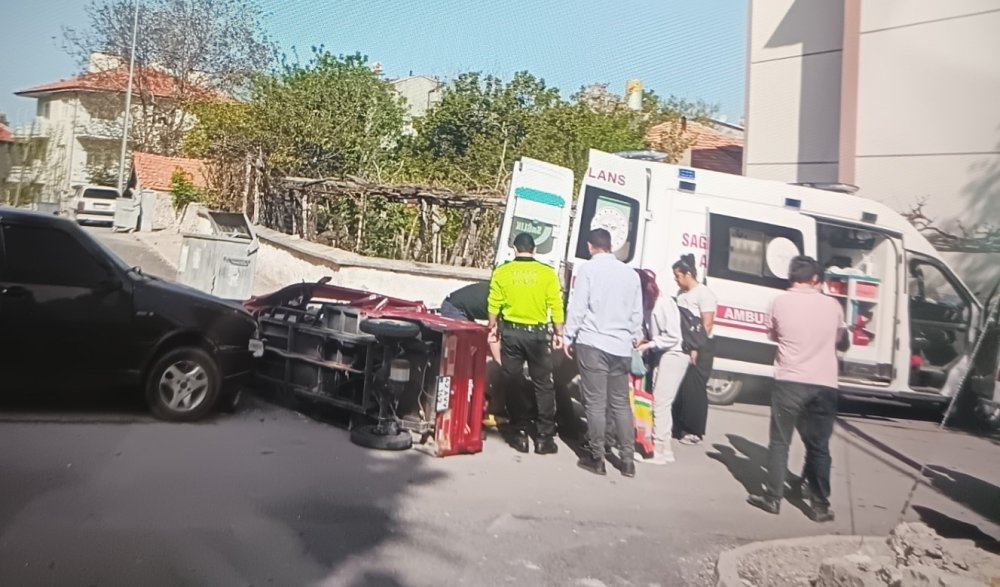 Kavşakta feci çarpışma! Ağır yaralı şahıs Konya'ya sevk edildi
