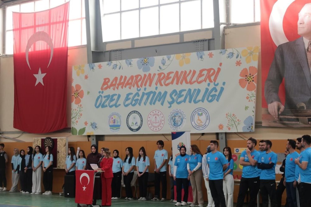 Karapınar’da özel öğrencilerden renkli şenlik