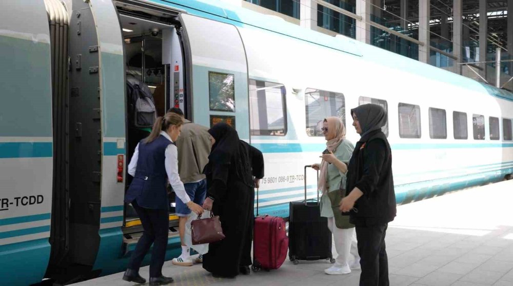 Konya Mavi Ekspresi'ne Bayram Takviyesi