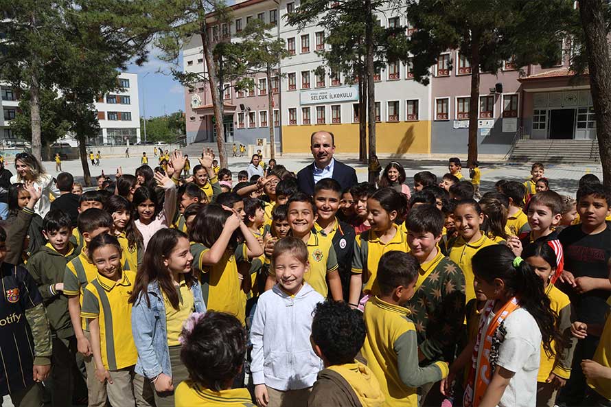 baskan-altay-eski-okulu-5.jpg