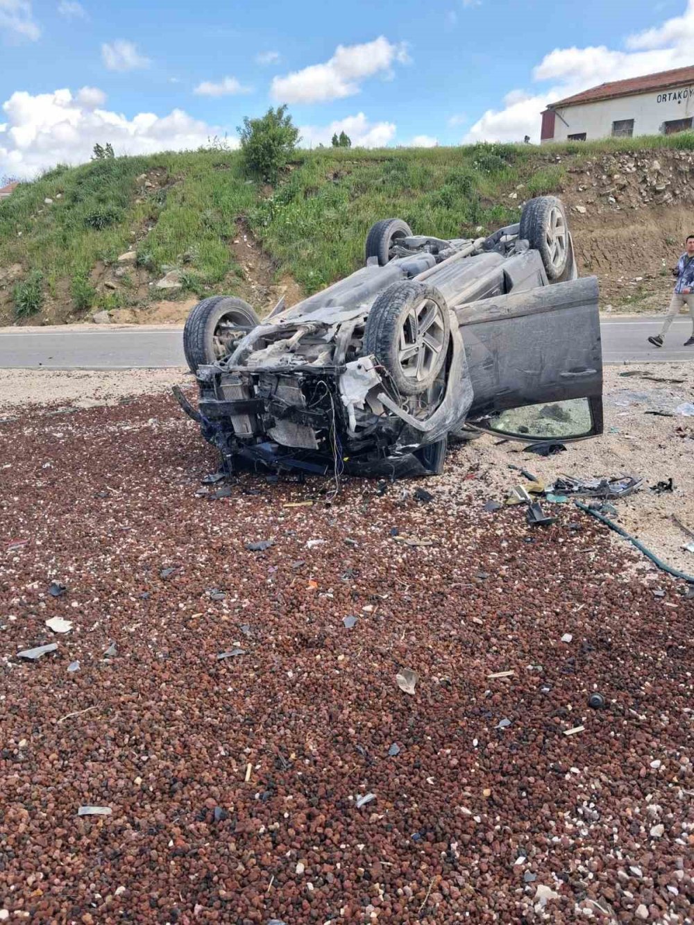 Aksaray'da Feci Kavşak Kazası: 1 Ölü, 2 Yaralı!