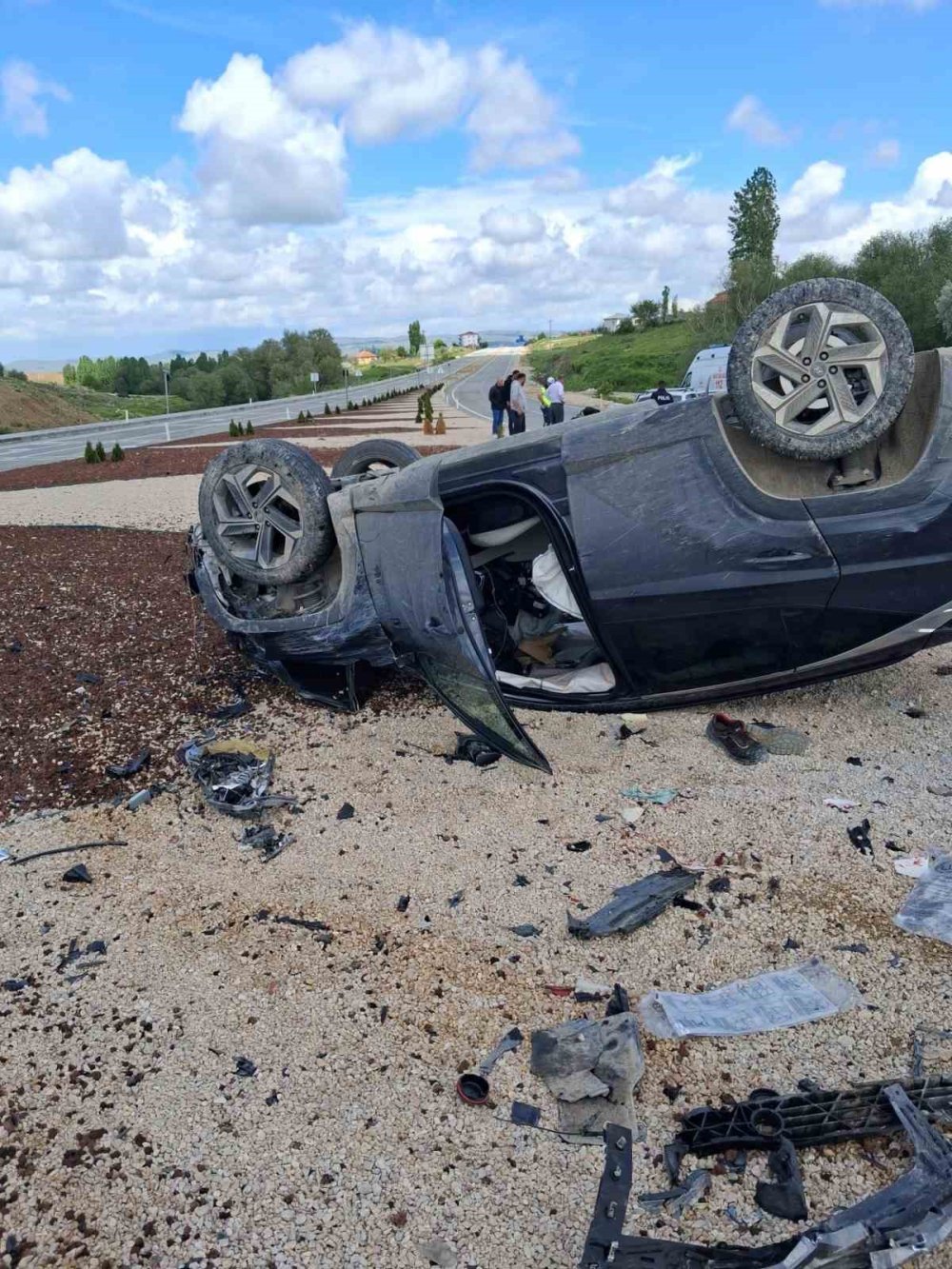 Aksaray'da Feci Kavşak Kazası: 1 Ölü, 2 Yaralı!