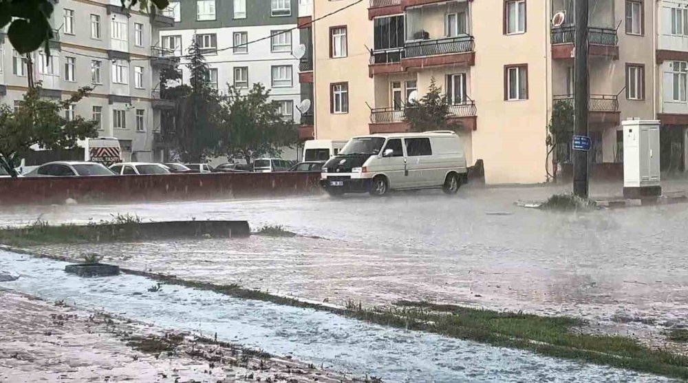 Aksaray’da metrekareye 39 kilogram yağmur yağdı