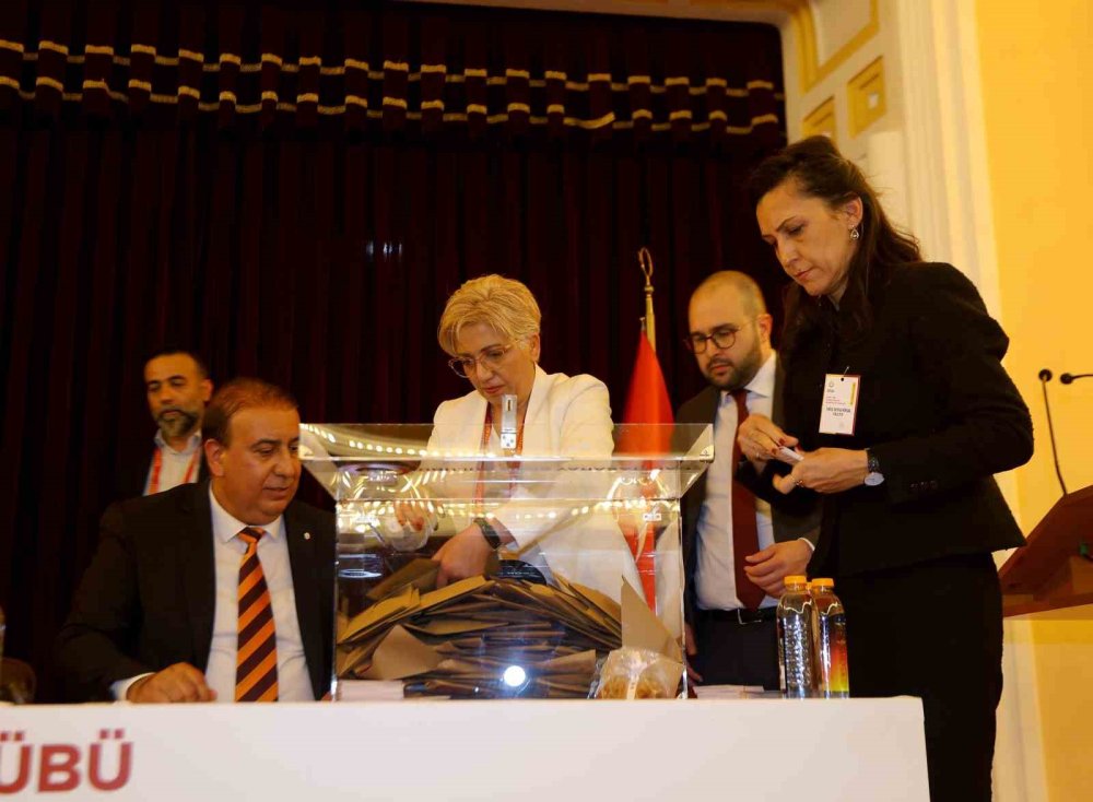 Galatasaray ona güveniyor! Dursun Özbek'in mesleği ortaya çıktı