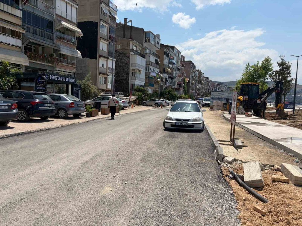 Gemlik Sahili Baştan Sona Yenileniyor