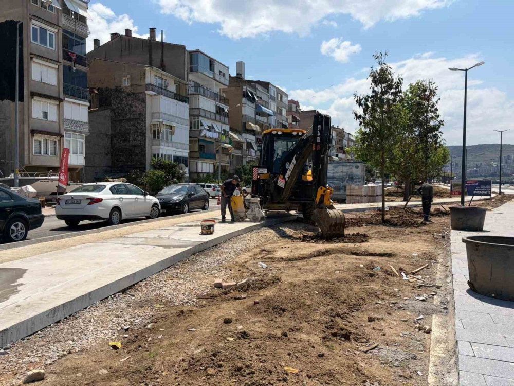Gemlik Sahili Baştan Sona Yenileniyor