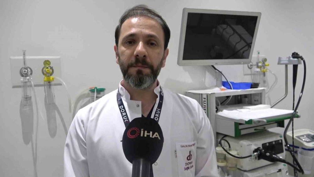 Yediği etin kemiği boğazına saplandı