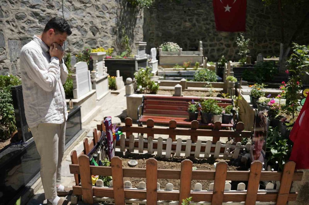 15 Yaşındaki Ahmet'in Ailesinden Yürek Dağlayan Bayram Ziyareti