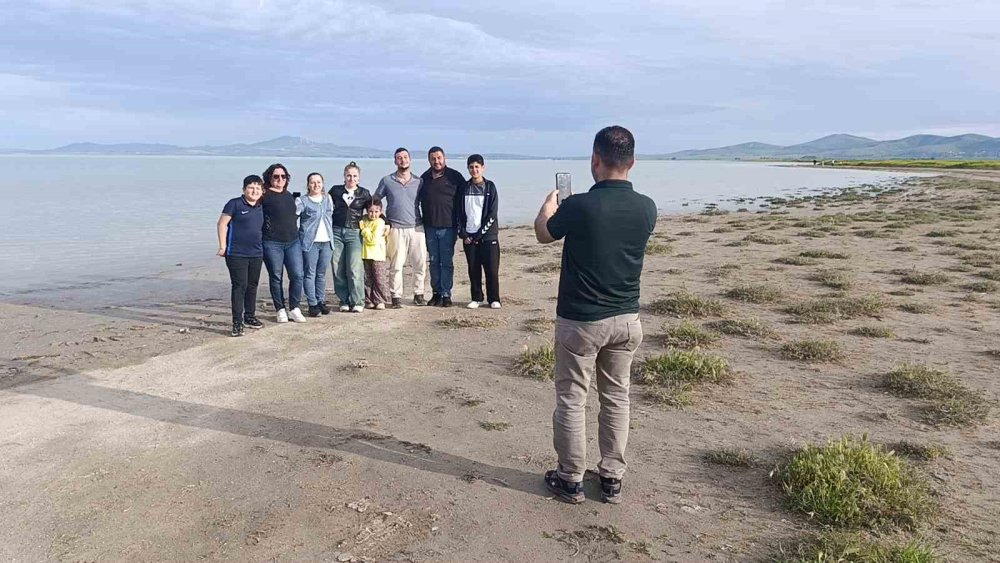 Seyfe Gölü bayramda ziyaretçi akınına uğradı