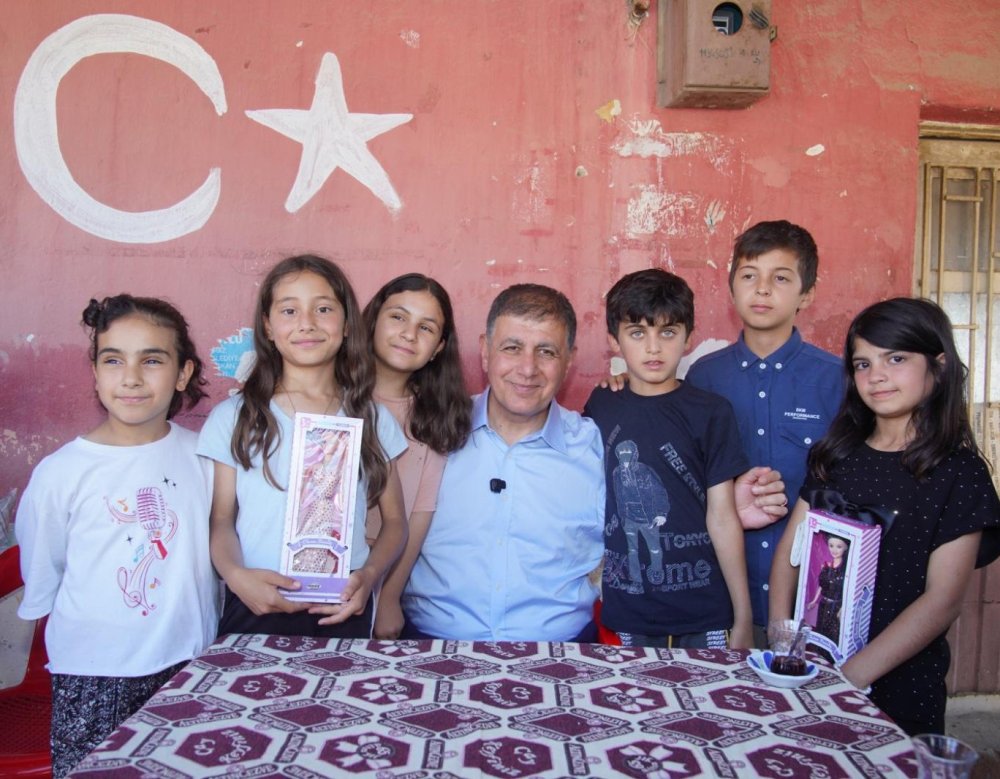 İzmir Tugay'la siyaseti bırakıp Büyükşehir olduğunu hatırladı