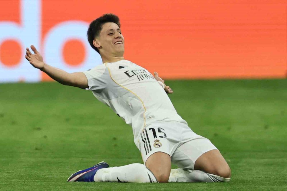 Arda Güler Devler Ligi'nde Yılın Çıkış Yapan Oyuncusu Seçildi!