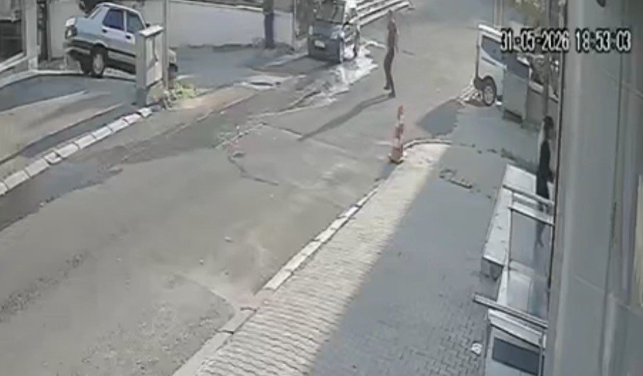 Babasından Kaçıyordu, Dere Yatağındaki Ağaçta Asılı Kaldı
