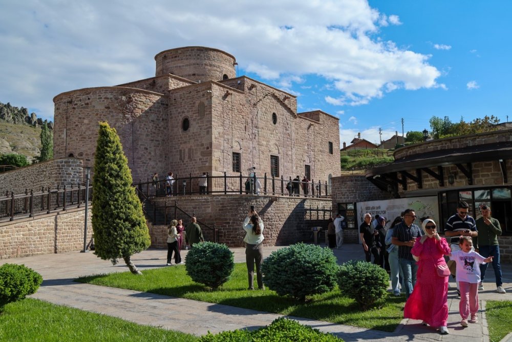 Konya Turizmine Bayram Dopingi! Herkes O Mekanlara Akın Etti