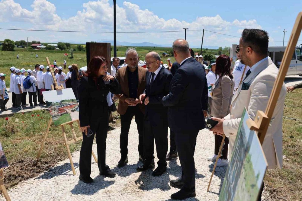 3000 Yıllık Hitit Anıtında "Dünya Bize Emanet" Mesajı Verildi!