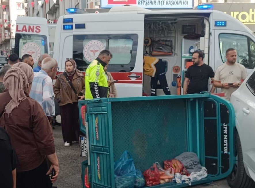 Beyşehir'de Peş Peşe Kabus: İki Kazada 4 Kişi Yaralandı
