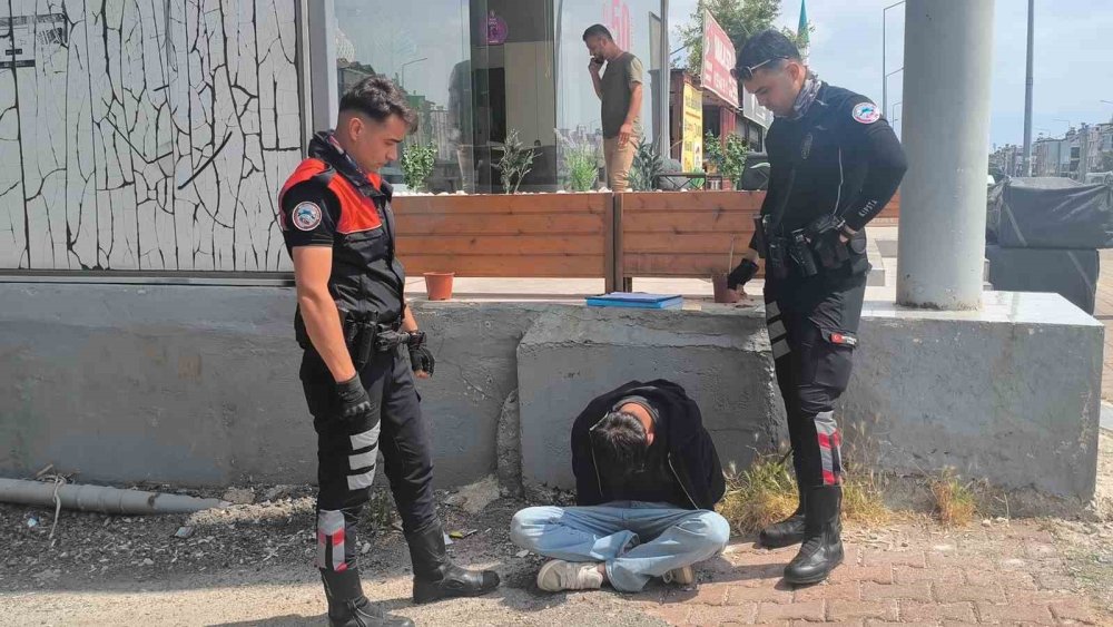 Kaçmak isteyince yakayı ele verdi