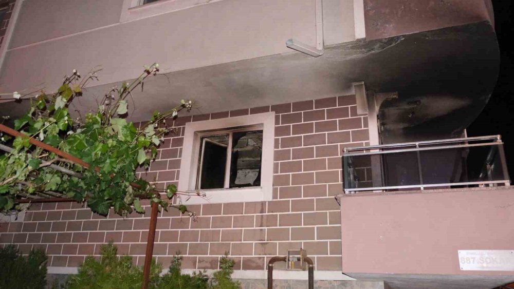 Karaman'da vatandaş sokağa döküldü! Önce patlama sonra yangın