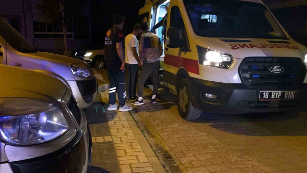 Parkta oturan gençlere kurşun yağdırdı: 10 yaralı