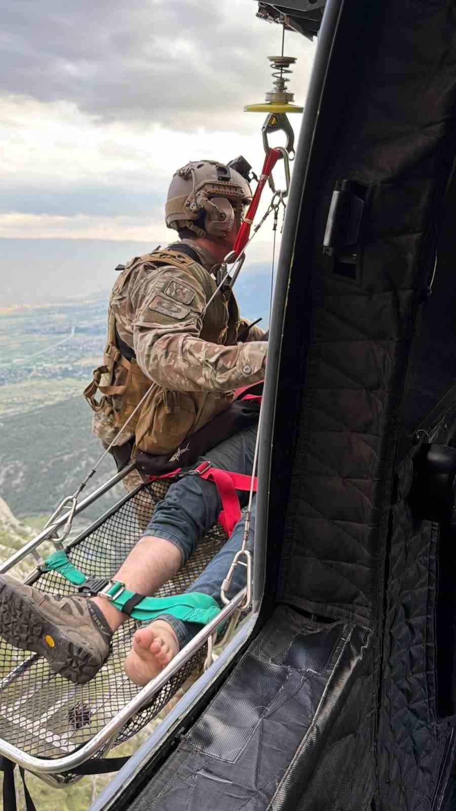 Ankara'dan kalkan helikopter Çorum'da can kurtardı