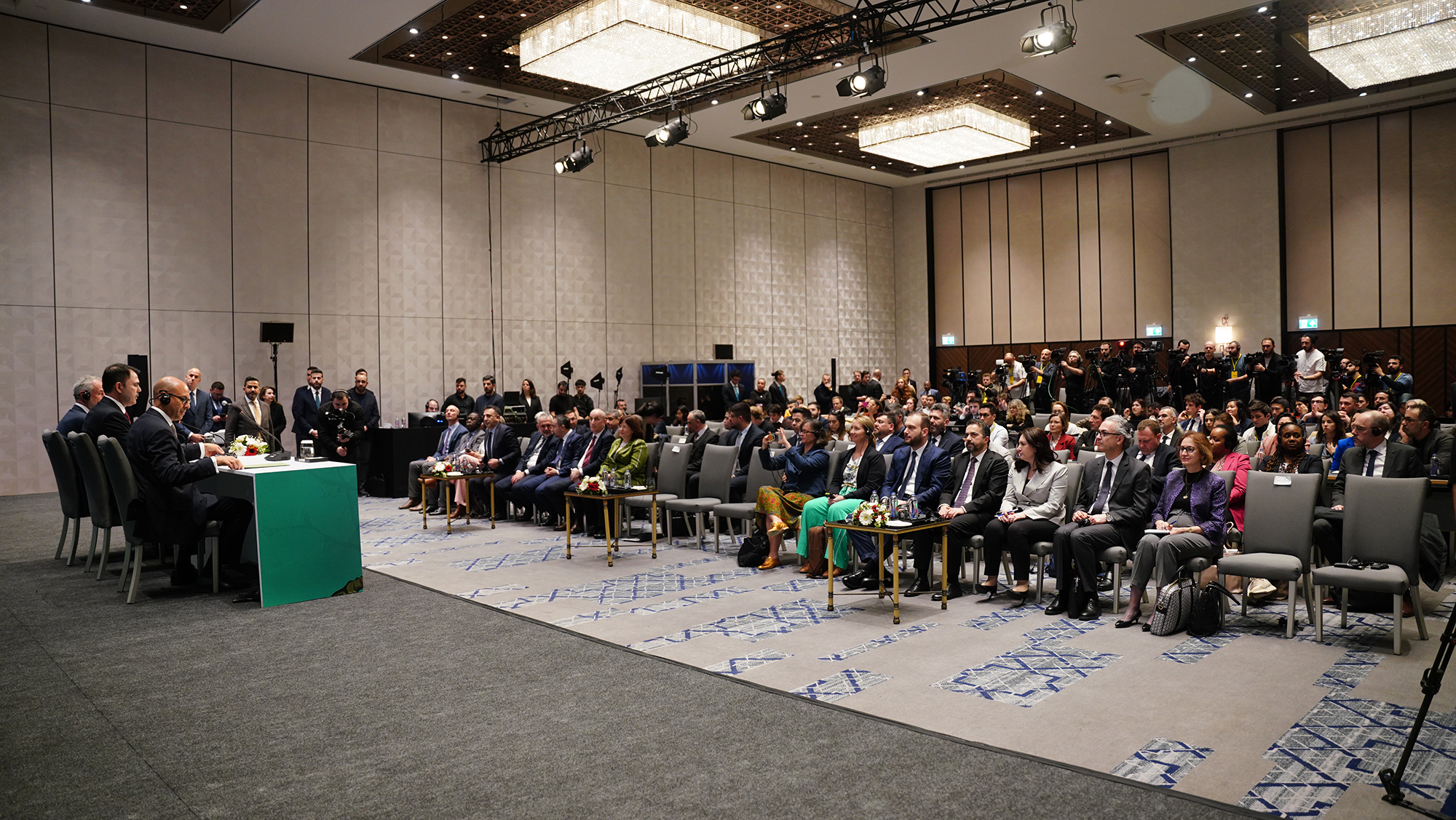 murat-kurum-i-stanbul-cop31-toplant-s-fotog-raflar-2464-20260212204329.jpg