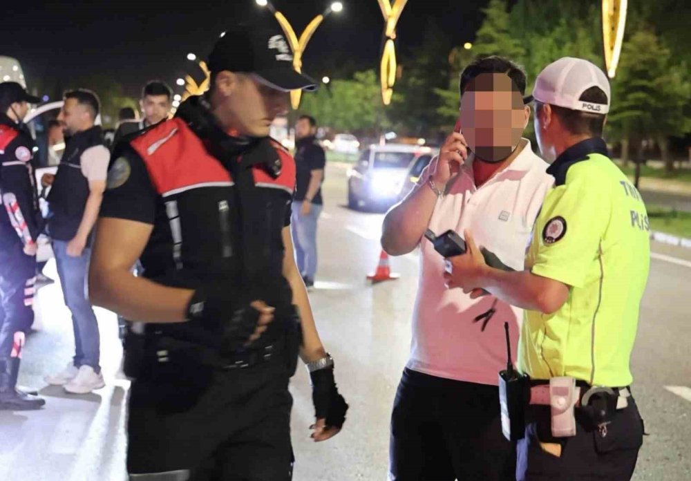 Aksaray’da ehliyetsiz sürücüye 202 bin lira ceza