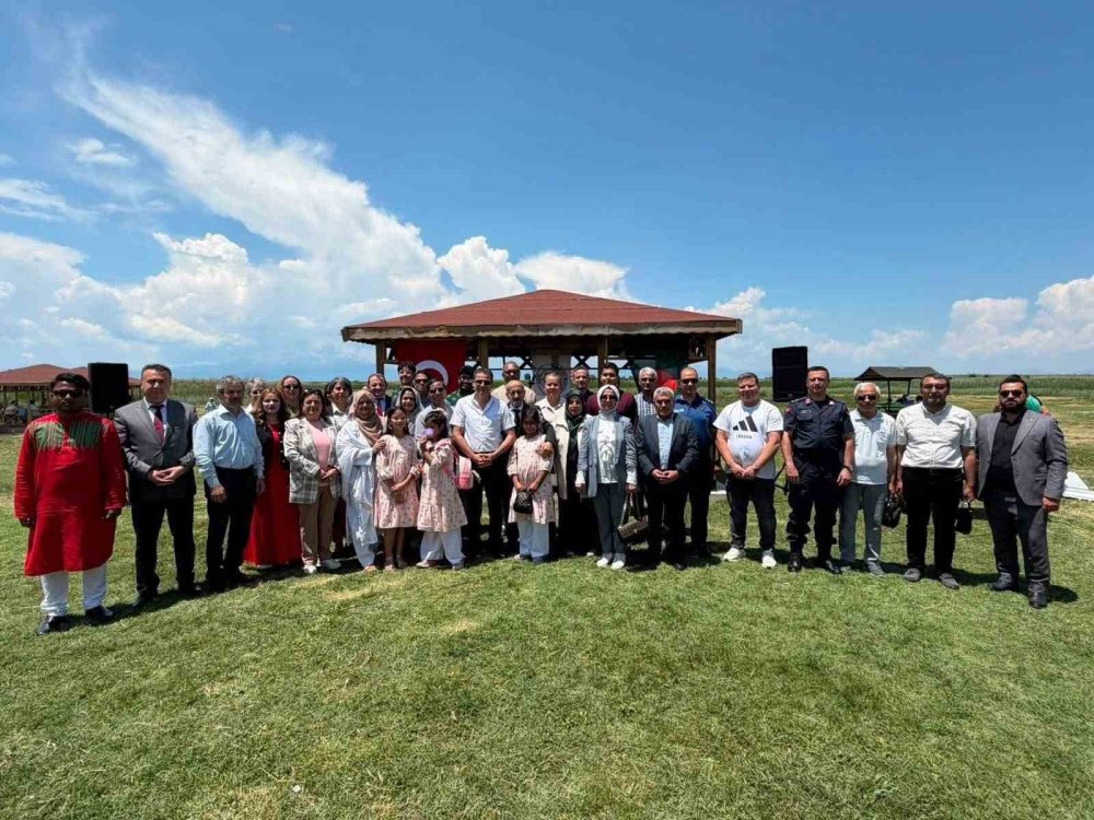 Beyşehir’de Nilüfer Şöleni: Bangladeş ile Kültürel Dostluk Köprüsü