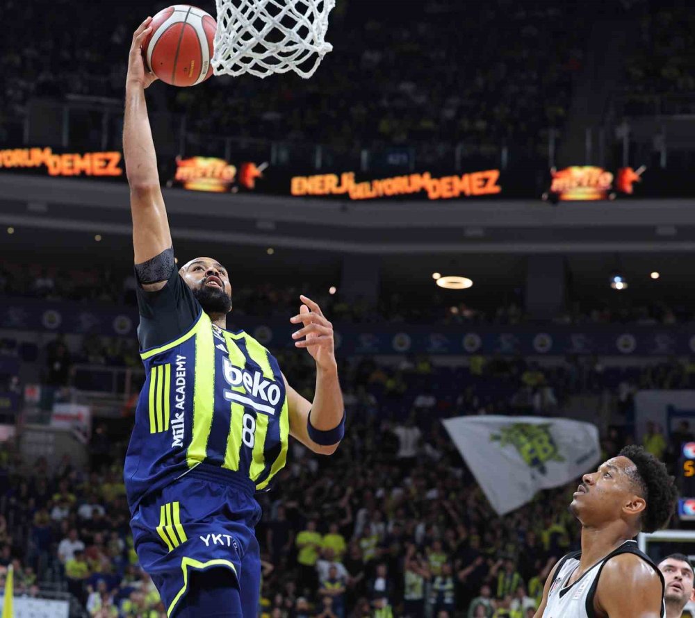 Yeni başkanını seçen Fenerbahçe iyi başlamadı