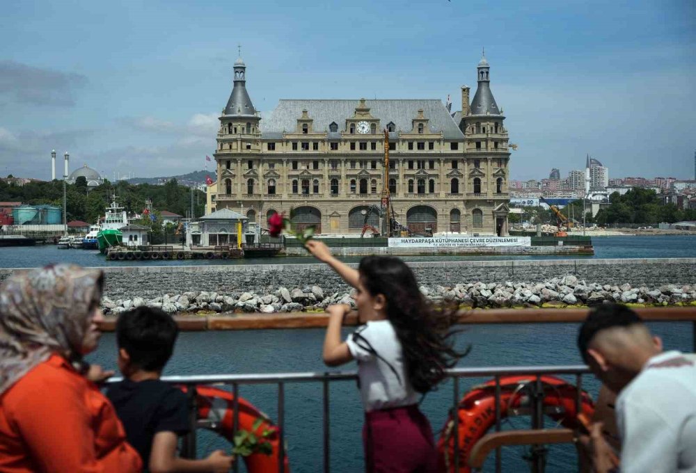 Haydarpaşa Garı küllerinden doğdu