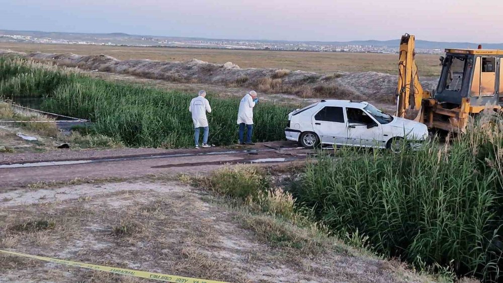 Karaman'da Tarım İşçisi Aileyi Yıkan Kaza: Dereye Uçan Araçta 3 Çocuk Öldü