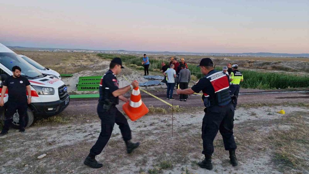 Karaman'da Tarım İşçisi Aileyi Yıkan Kaza: Dereye Uçan Araçta 3 Çocuk Öldü