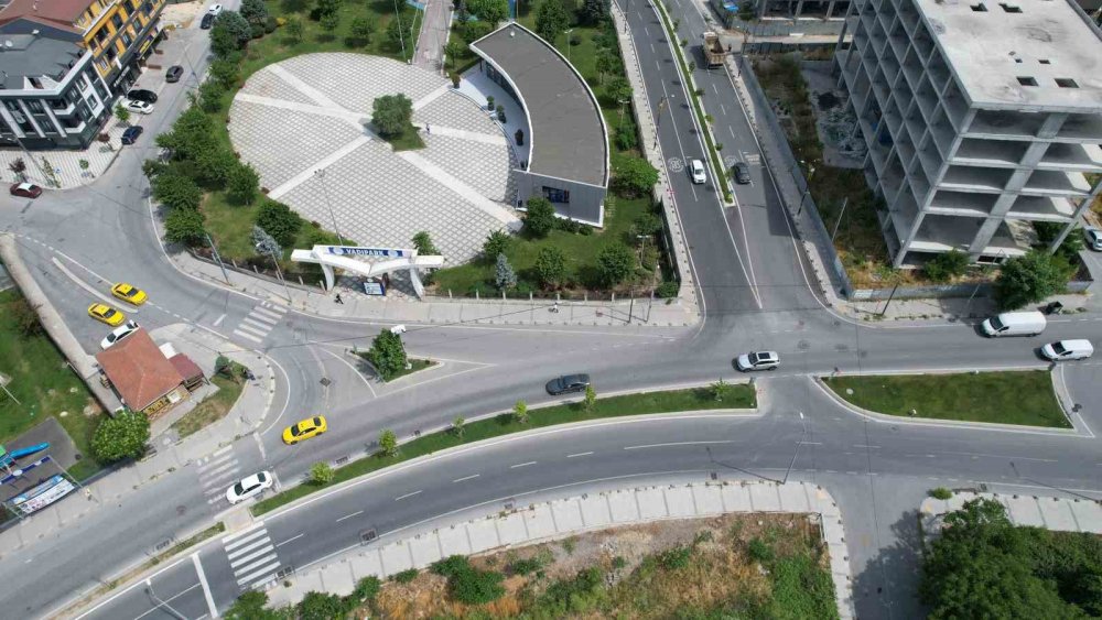 Tehlikeli kavşak vatandaşları isyan ettirdi