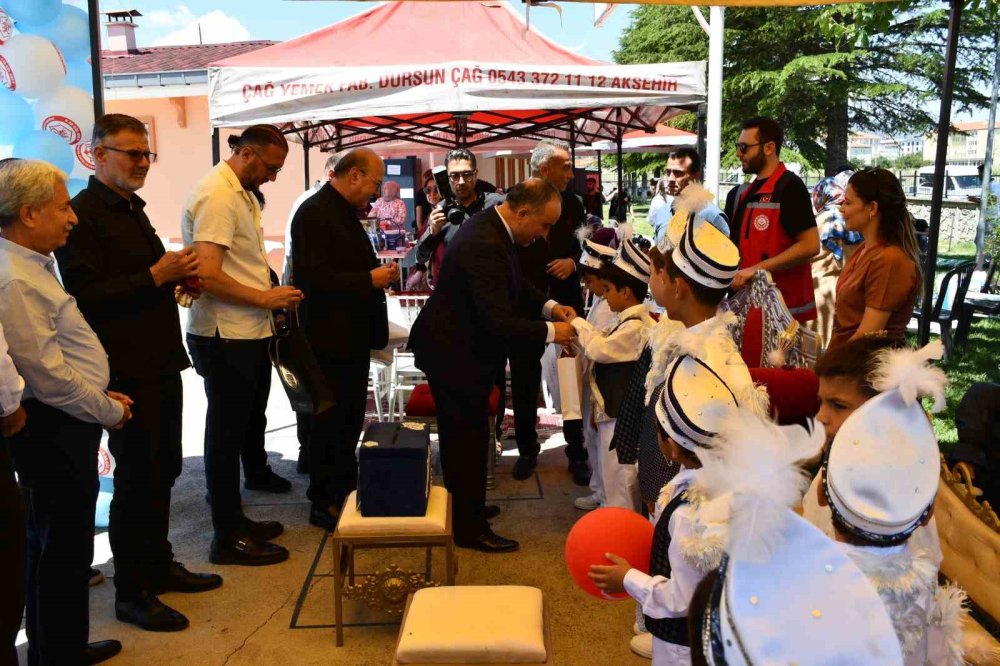 Akşehir’de sünnet şöleni