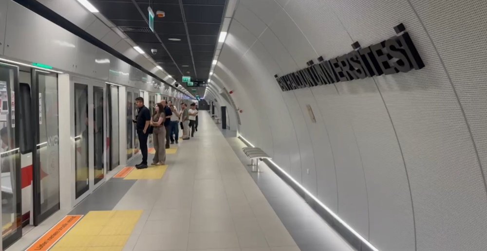 Bir günde 10 bin yolcu! Türkiye'nin en yeni metrosu