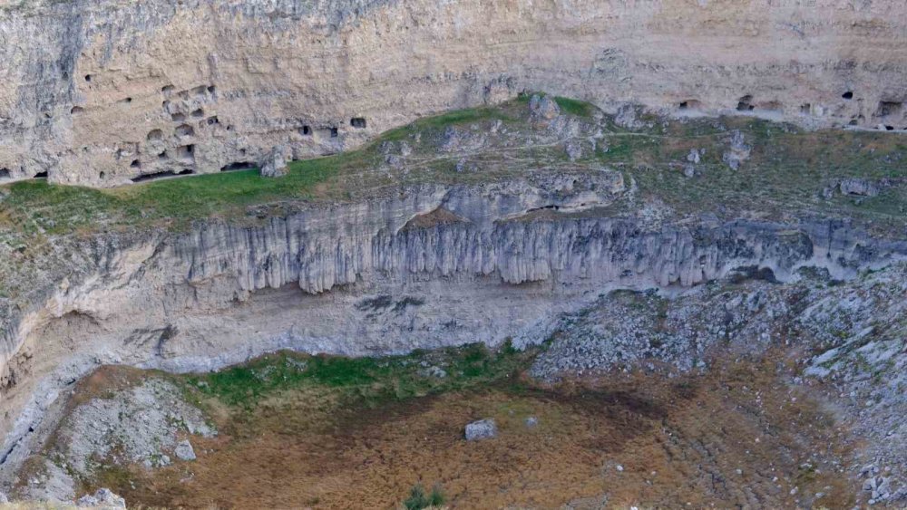 Konya'da Korkutan Manzara: Dev Göl Yağışlara Rağmen Su Tutmadı!