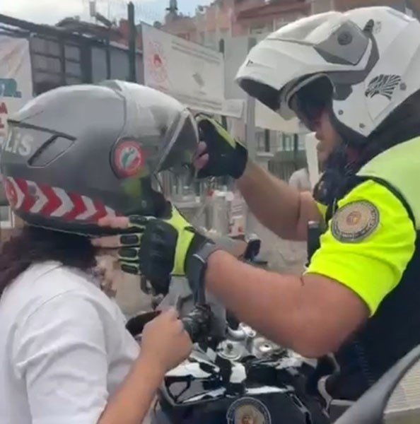 Konya’da Sınav Maratonu: Okulunu Şaşıran Öğrencilere Polis Yardımı