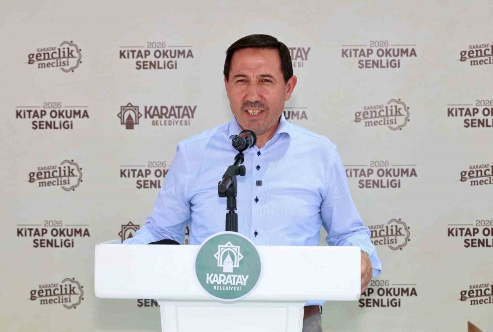 Karatay Belediyesi’nden Eğitime Destek: Kitap Kurdu Öğrencilere Ödül