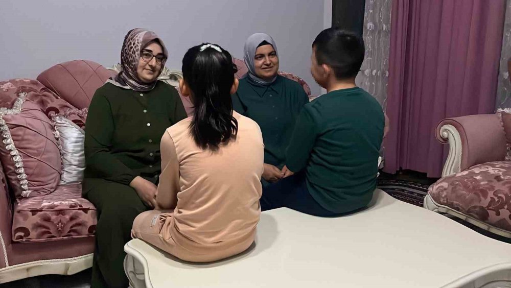 Sınıftaki Sıra Kavgasına Aileler Karıştı: Fırça Sapı İddianamede Silah Sayıldı
