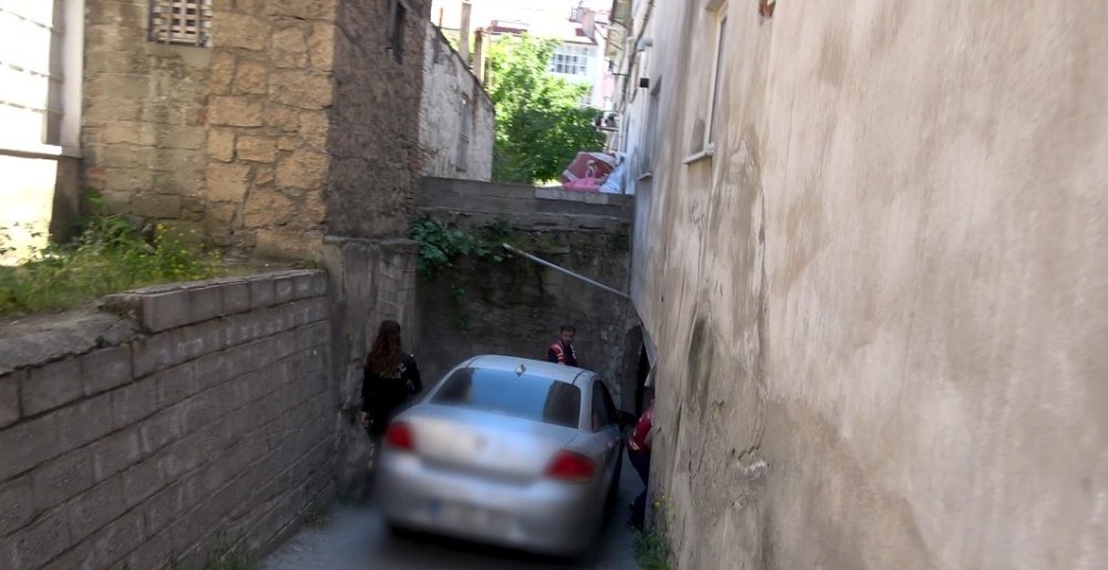 Isparta'da mutlu son adliyede bitti! 5 salona işlem
