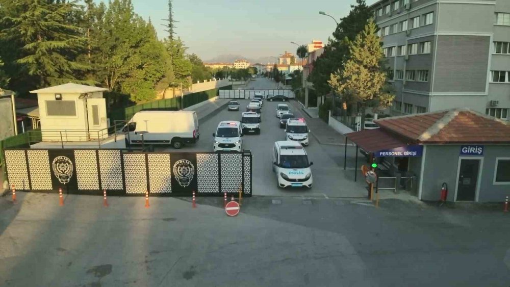 Karaman operasyonla sallandı