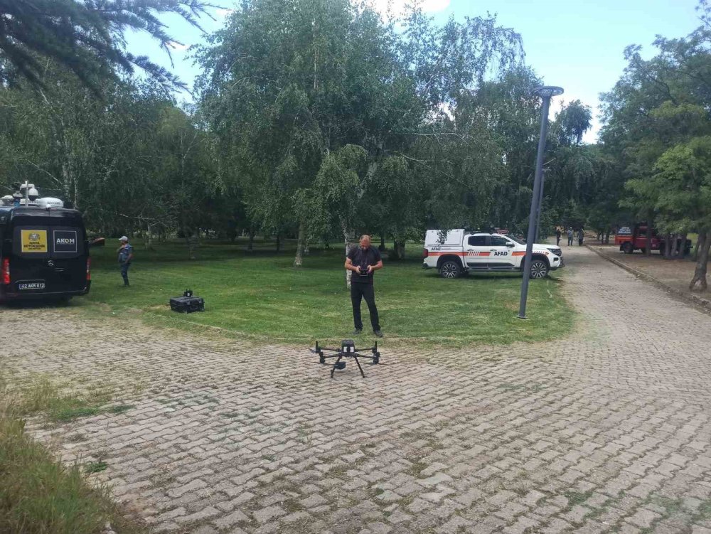 Konya'da Kayıp Kadın İçin Seferberlik: Dağlık Bölgede Arıyorlar
