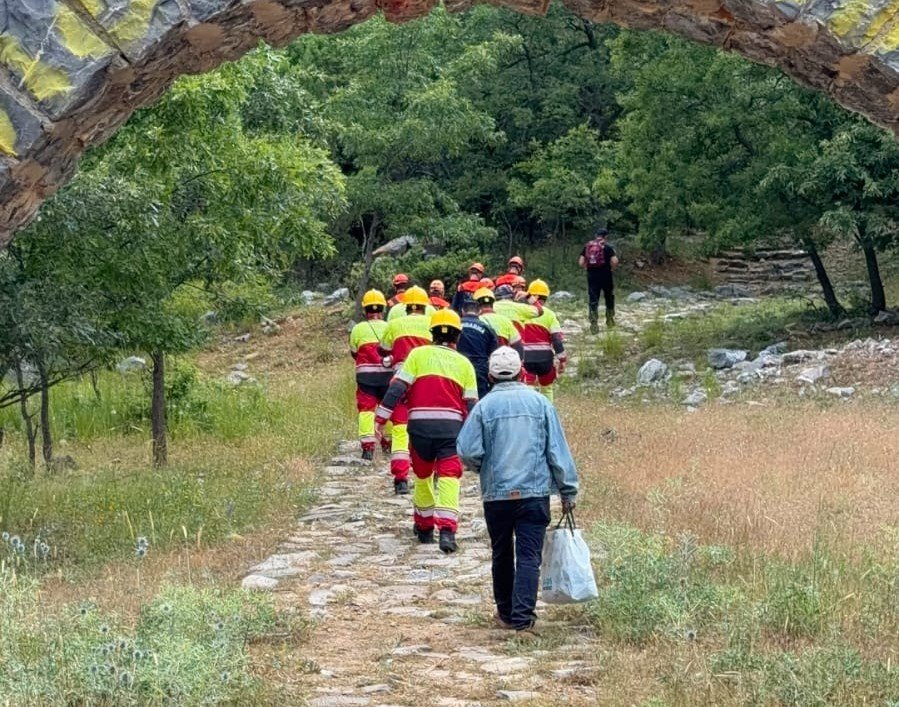 Konya'da Kayıp Kadın İçin Seferberlik: Dağlık Bölgede Arıyorlar