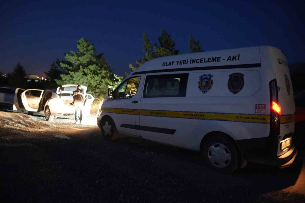 Niğde'de silahlar patladı!