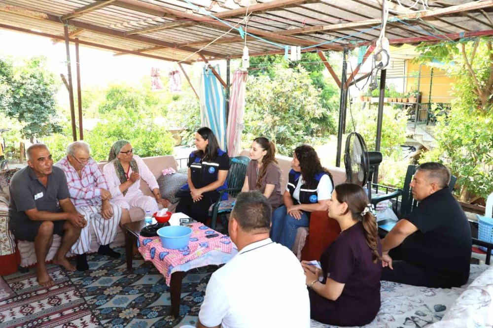 Aksu Belediyesi’nden İki Mahalleye Eş Zamanlı Sağlık Hizmeti