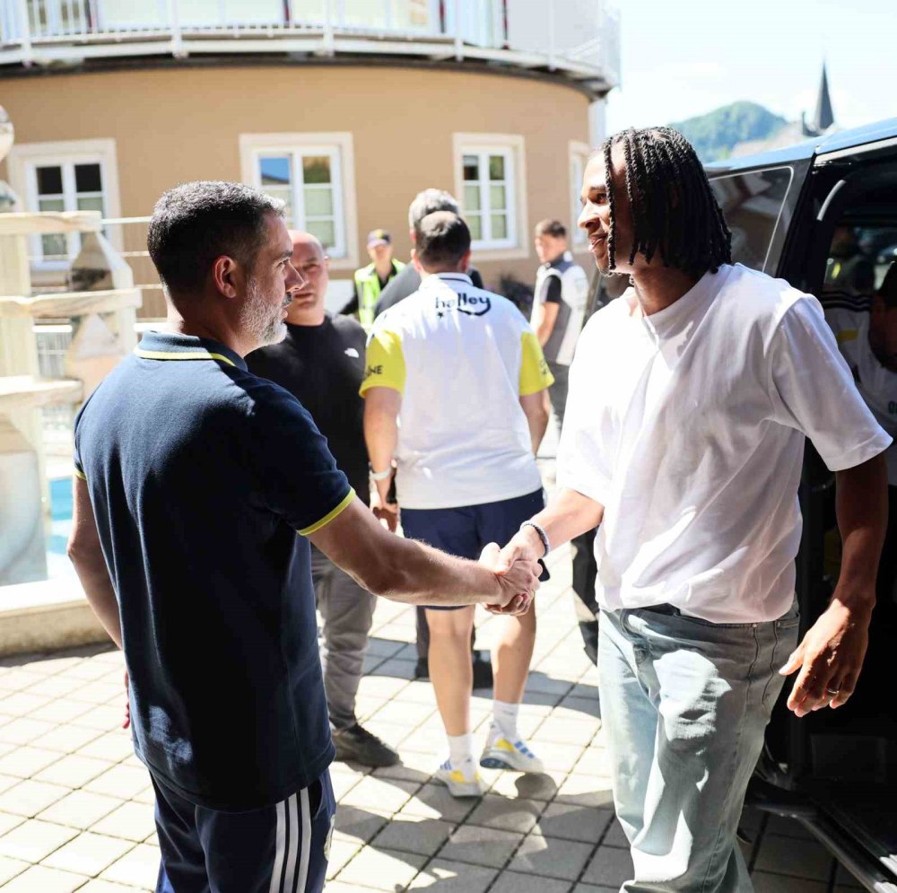 Fenerbahçe ünlü isme sonunda kavuştu