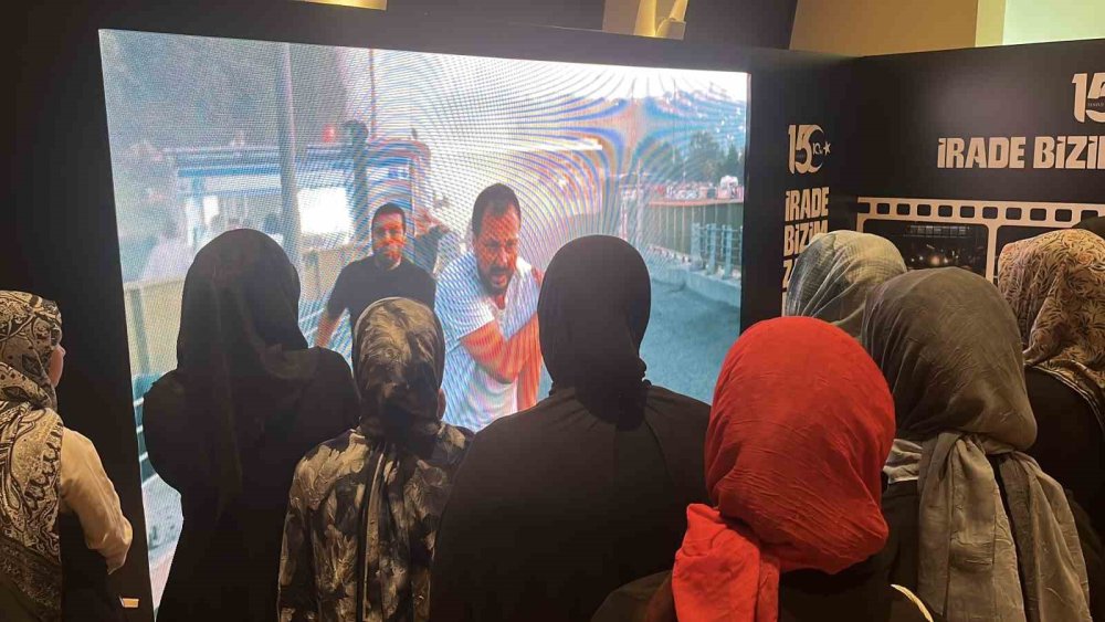 Konya'da 15 Temmuz Destanı: Dijital Deneyim Merkezi Kapılarını Açtı