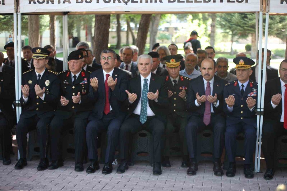 Konya’da 15 Temmuz etkinliklerinde Şehitlik ziyaret edildi
